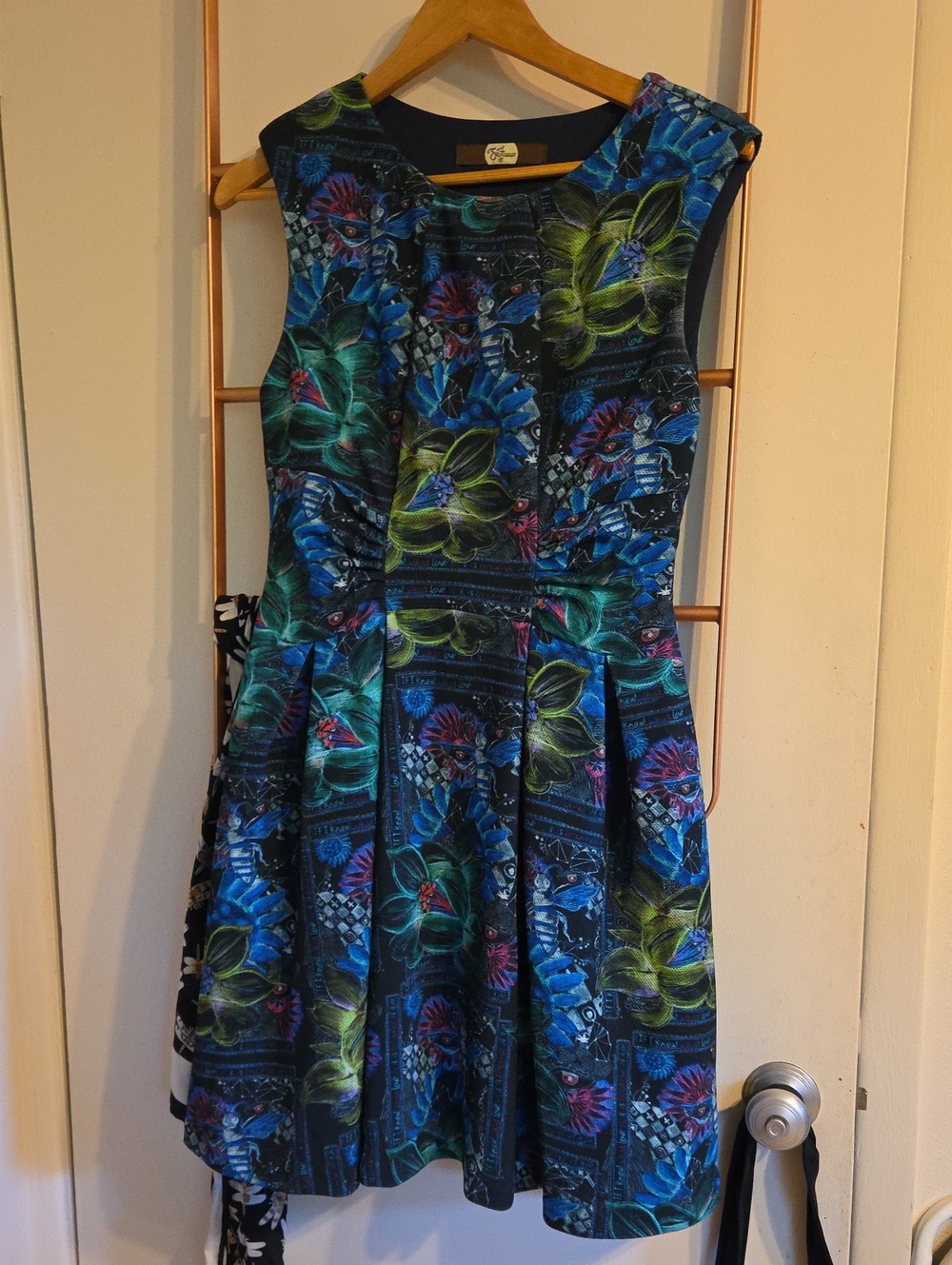 Eva Franco Modern Dress in Blue